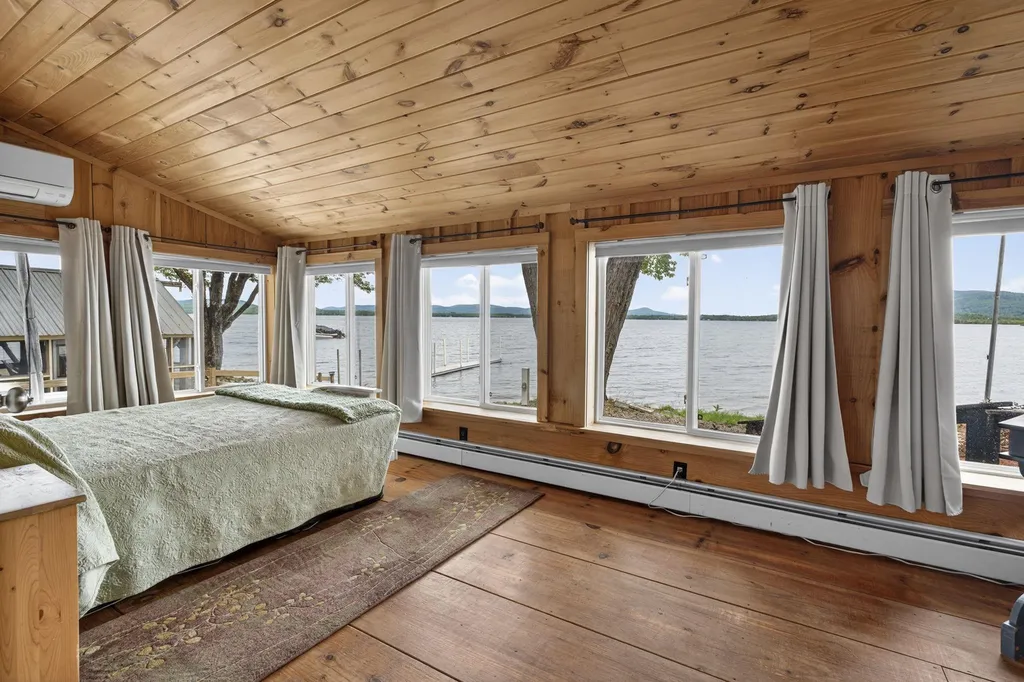 44 Ossipee Lake Drive Ossipee NH 03814