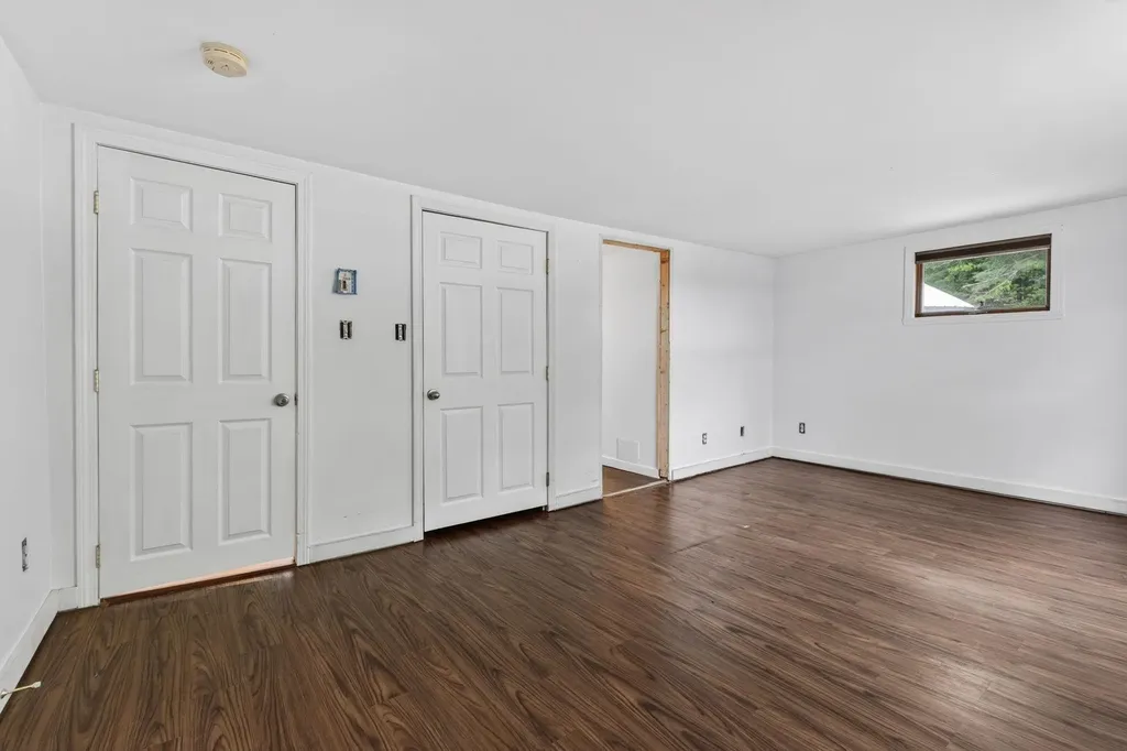 44 Ossipee Lake Drive Ossipee NH 03814