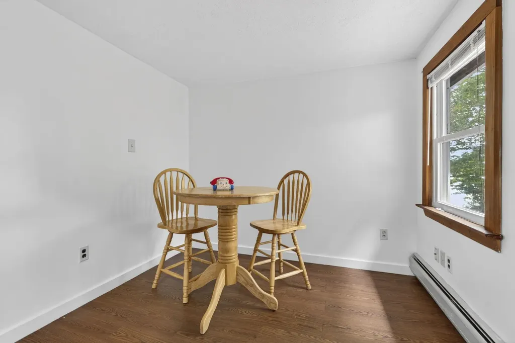 44 Ossipee Lake Drive Ossipee NH 03814