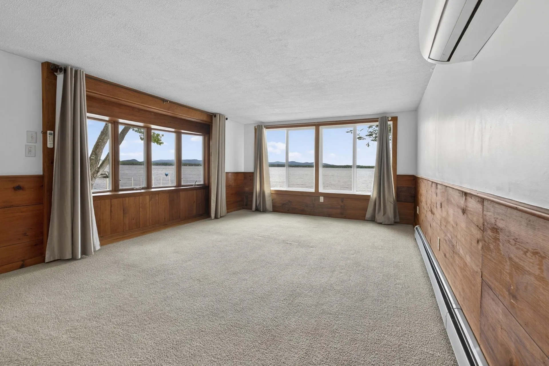 44 Ossipee Lake Drive Ossipee NH 03814