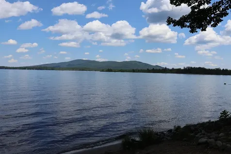 44 Ossipee Lake Drive Ossipee NH 03814