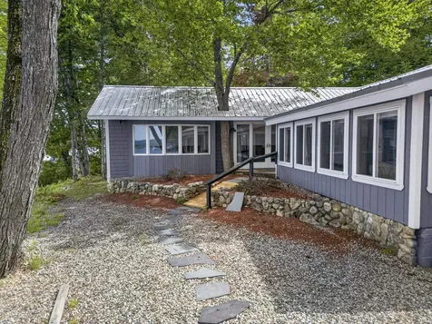 44 Ossipee Lake Drive Ossipee NH 03814