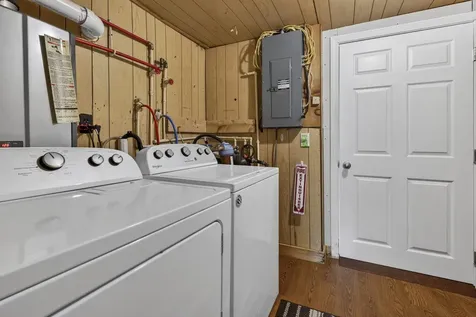 44 Ossipee Lake Drive Ossipee NH 03814