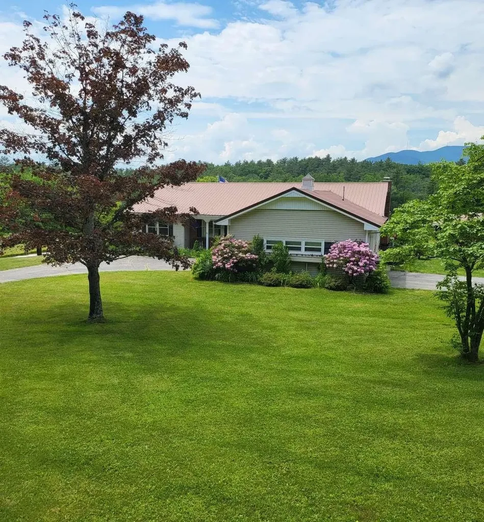 86 Hewitt Road Claremont NH 03743