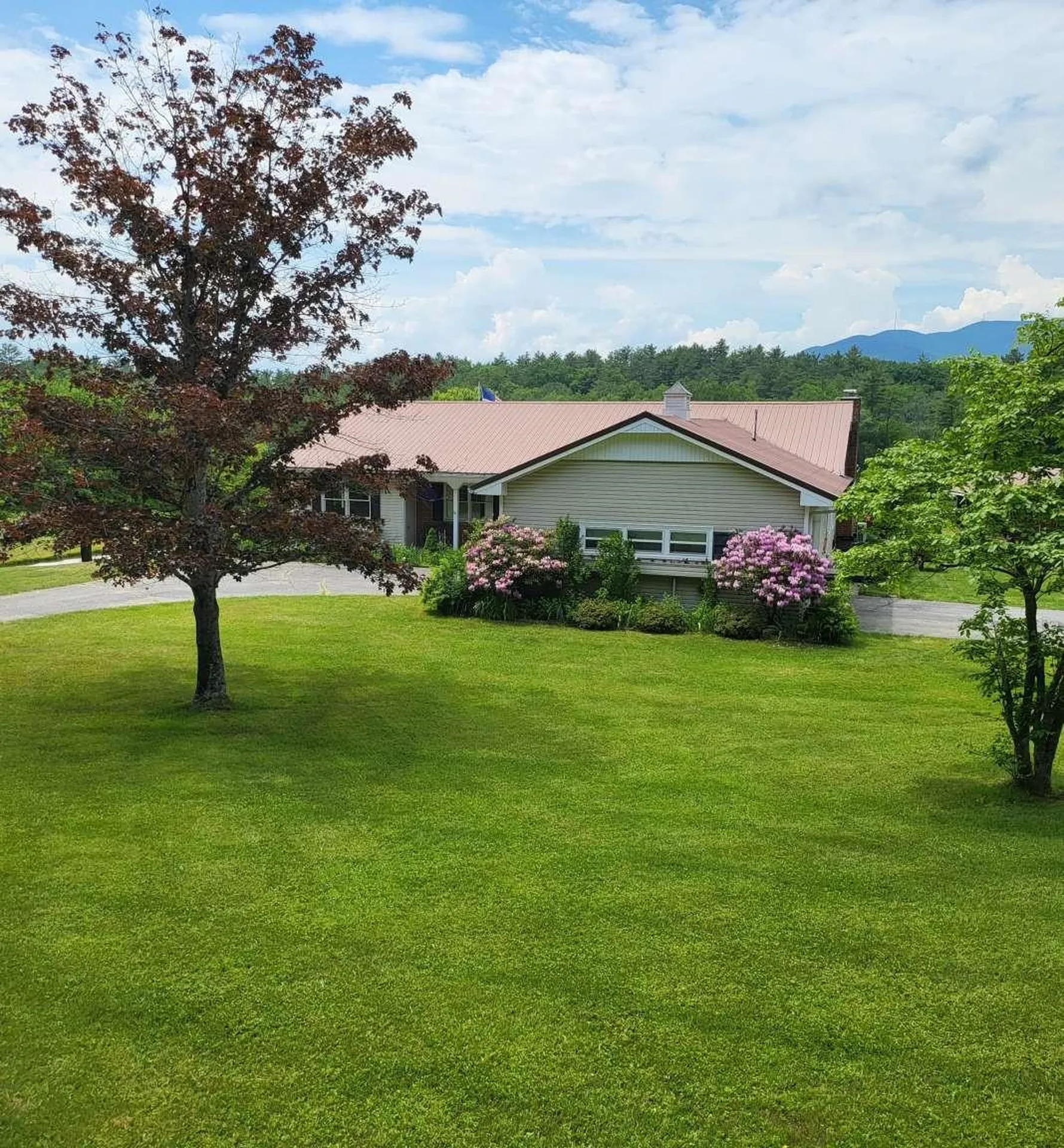 86 Hewitt Road Claremont NH 03743