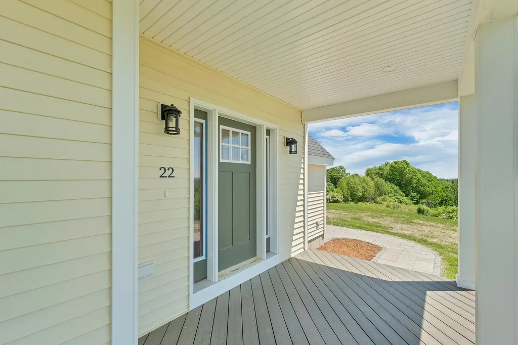 22 Fairway Drive Dunbarton NH 03046