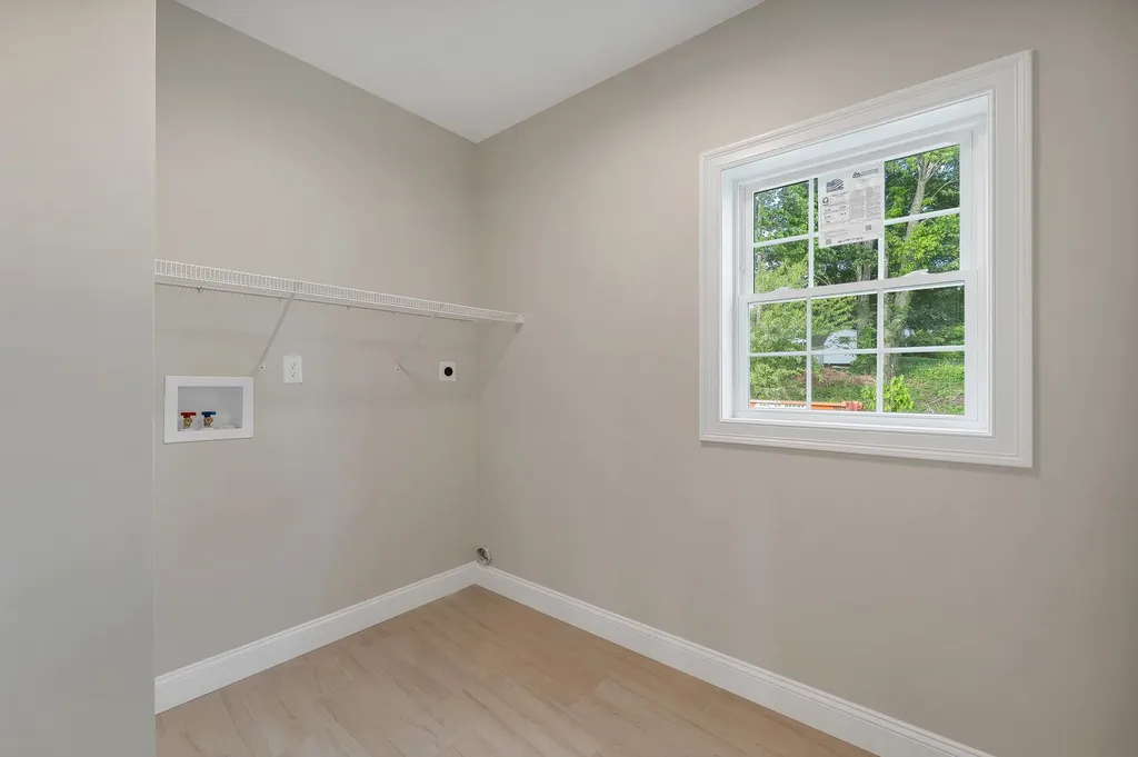 22 Fairway Drive Dunbarton NH 03046