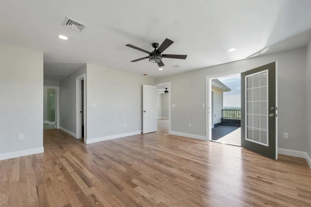 22 Fairway Drive Dunbarton NH 03046