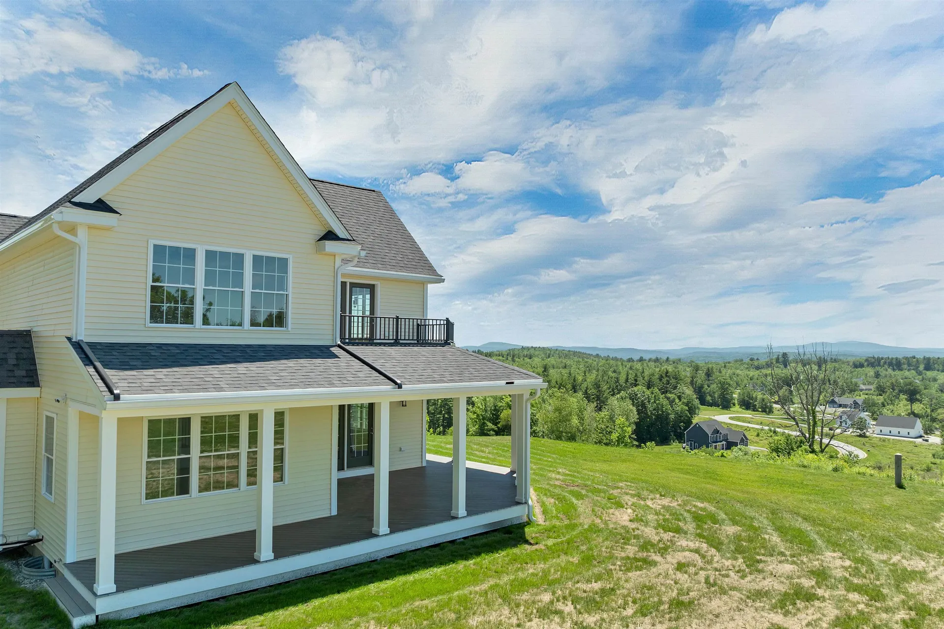22 Fairway Drive Dunbarton NH 03046