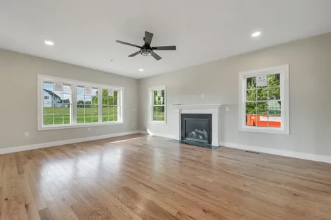 22 Fairway Drive Dunbarton NH 03046