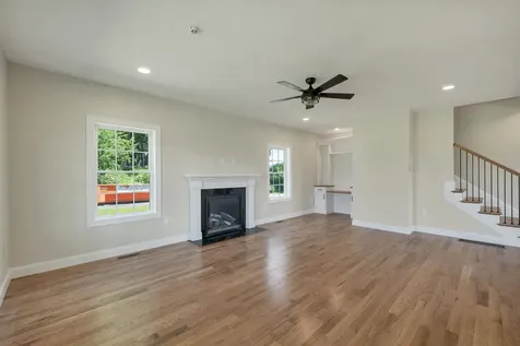 22 Fairway Drive Dunbarton NH 03046