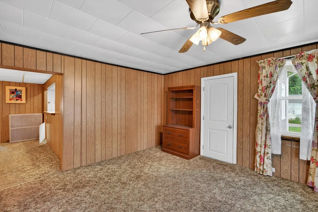 88 Central Street Hudson NH 03051