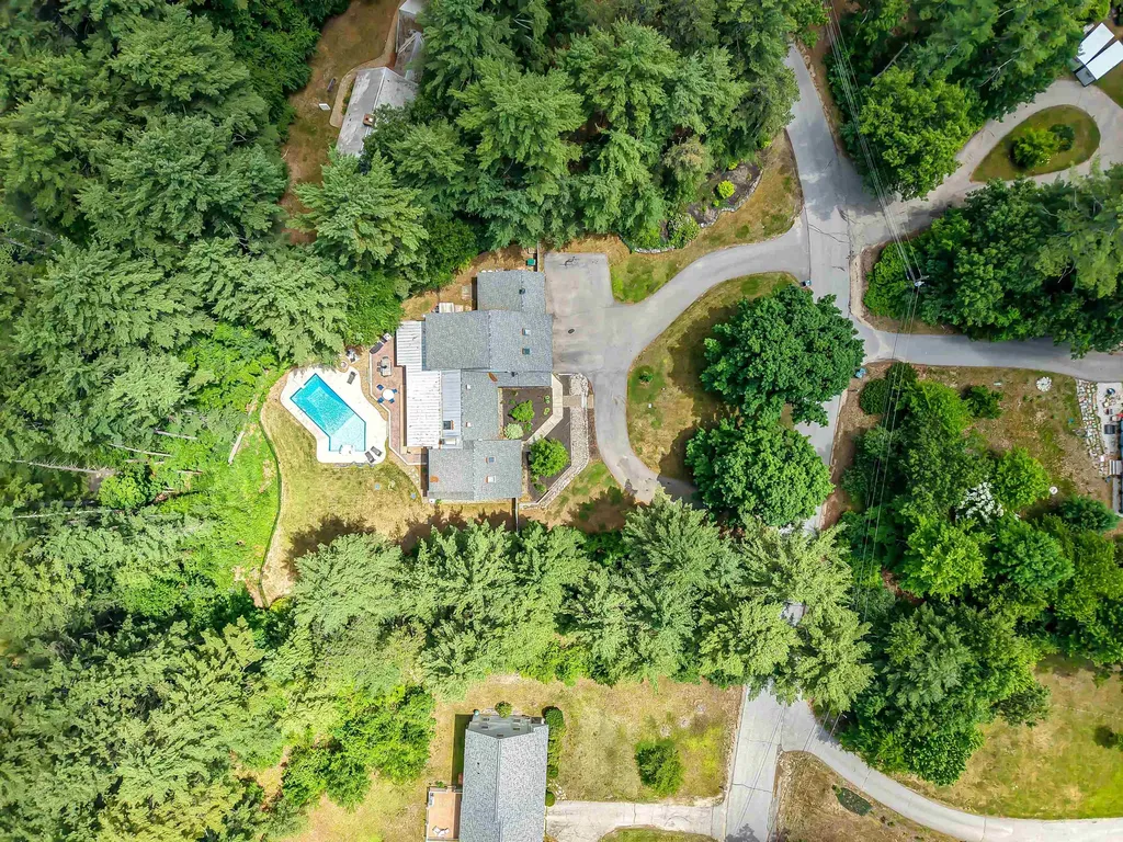 15 Pinewood Drive Amherst NH 03031
