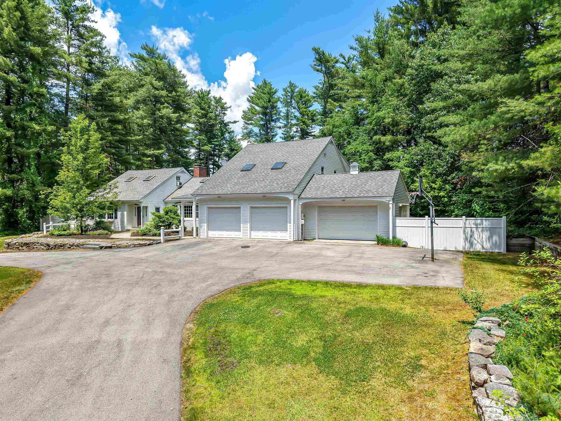 15 Pinewood Drive Amherst NH 03031