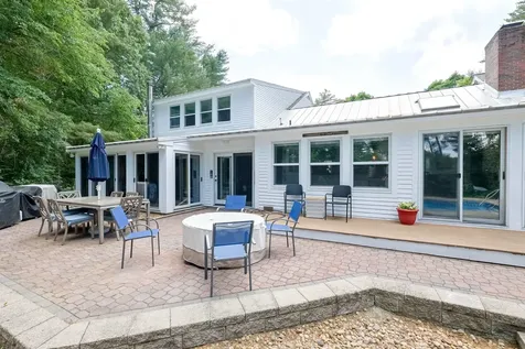 15 Pinewood Drive Amherst NH 03031