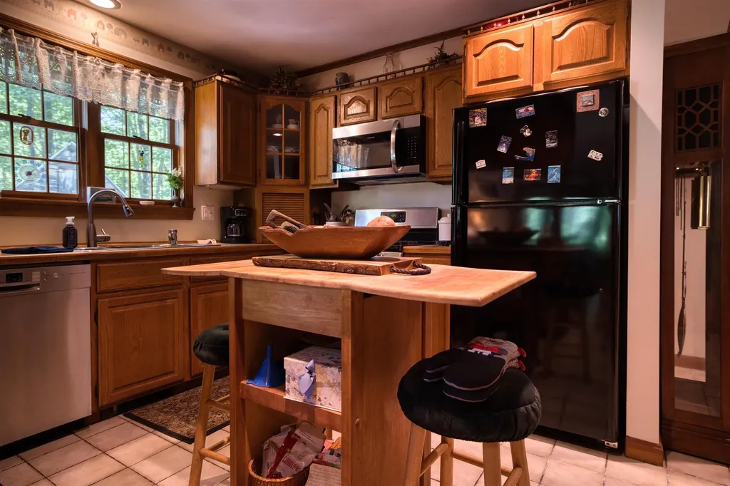 41 Captain Lovewell Lane Ossipee NH 03814