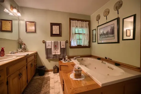 41 Captain Lovewell Lane Ossipee NH 03814