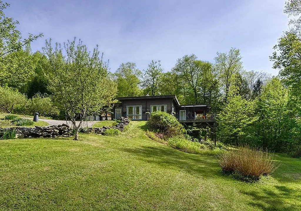 138 Esty Road Westmoreland NH 03467