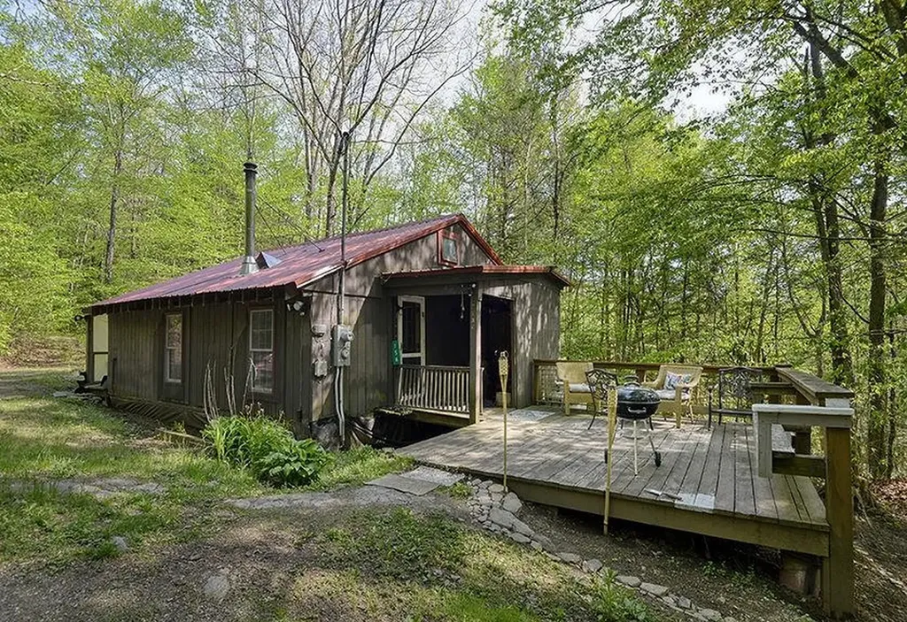 138 Esty Road Westmoreland NH 03467