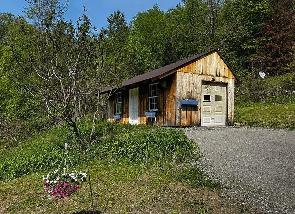 138 Esty Road Westmoreland NH 03467