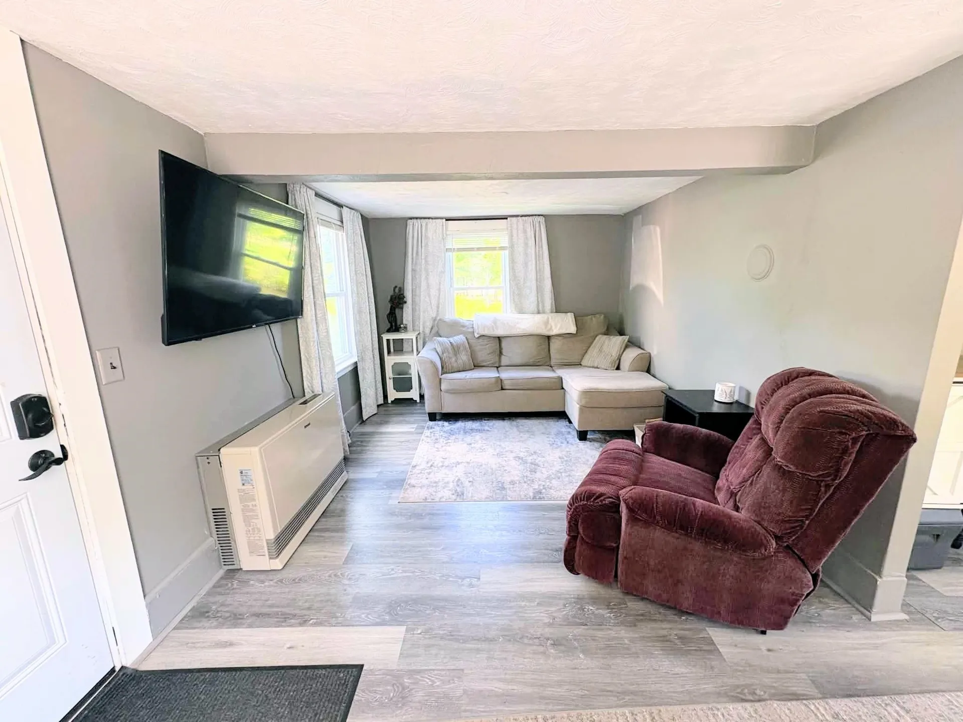 107 West Bow Street Franklin NH 03235
