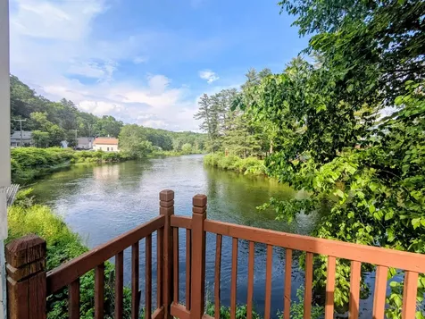 107 West Bow Street Franklin NH 03235