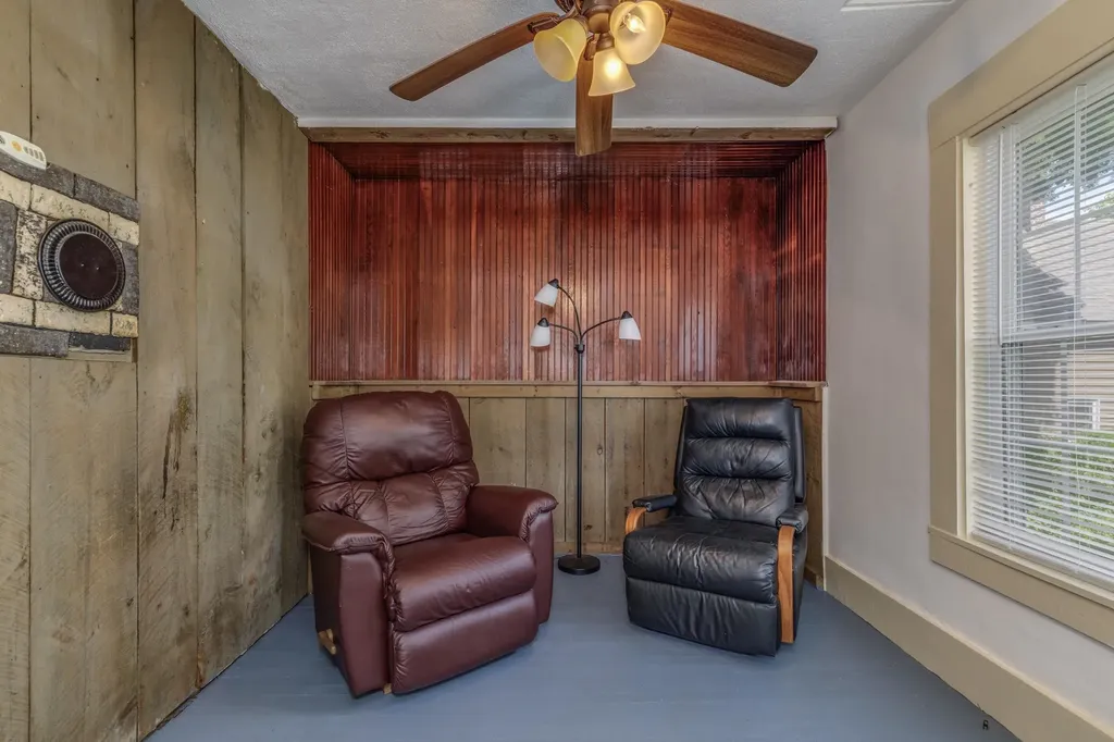 53 Butler Street Hillsborough NH 03244