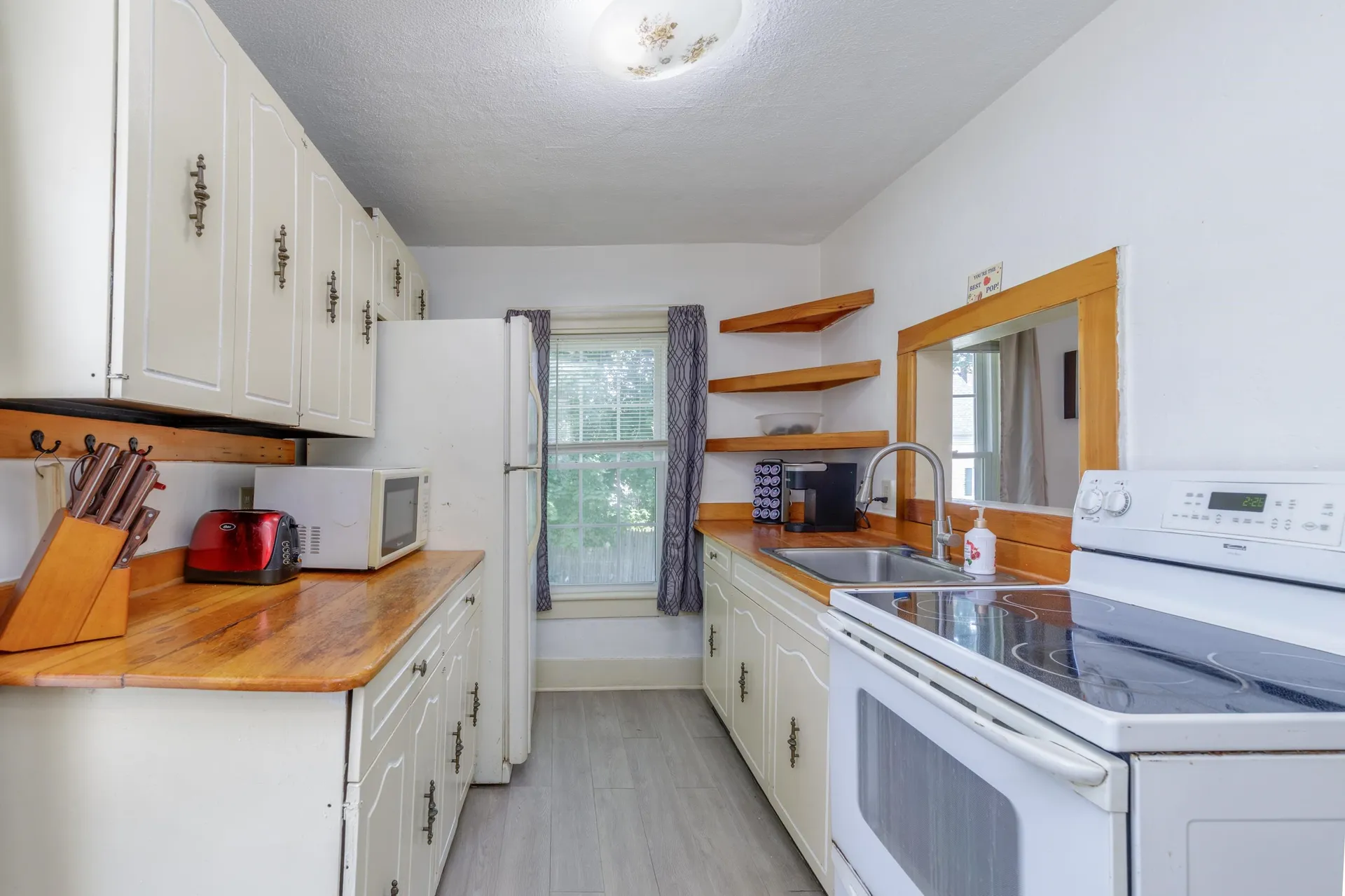 53 Butler Street Hillsborough NH 03244