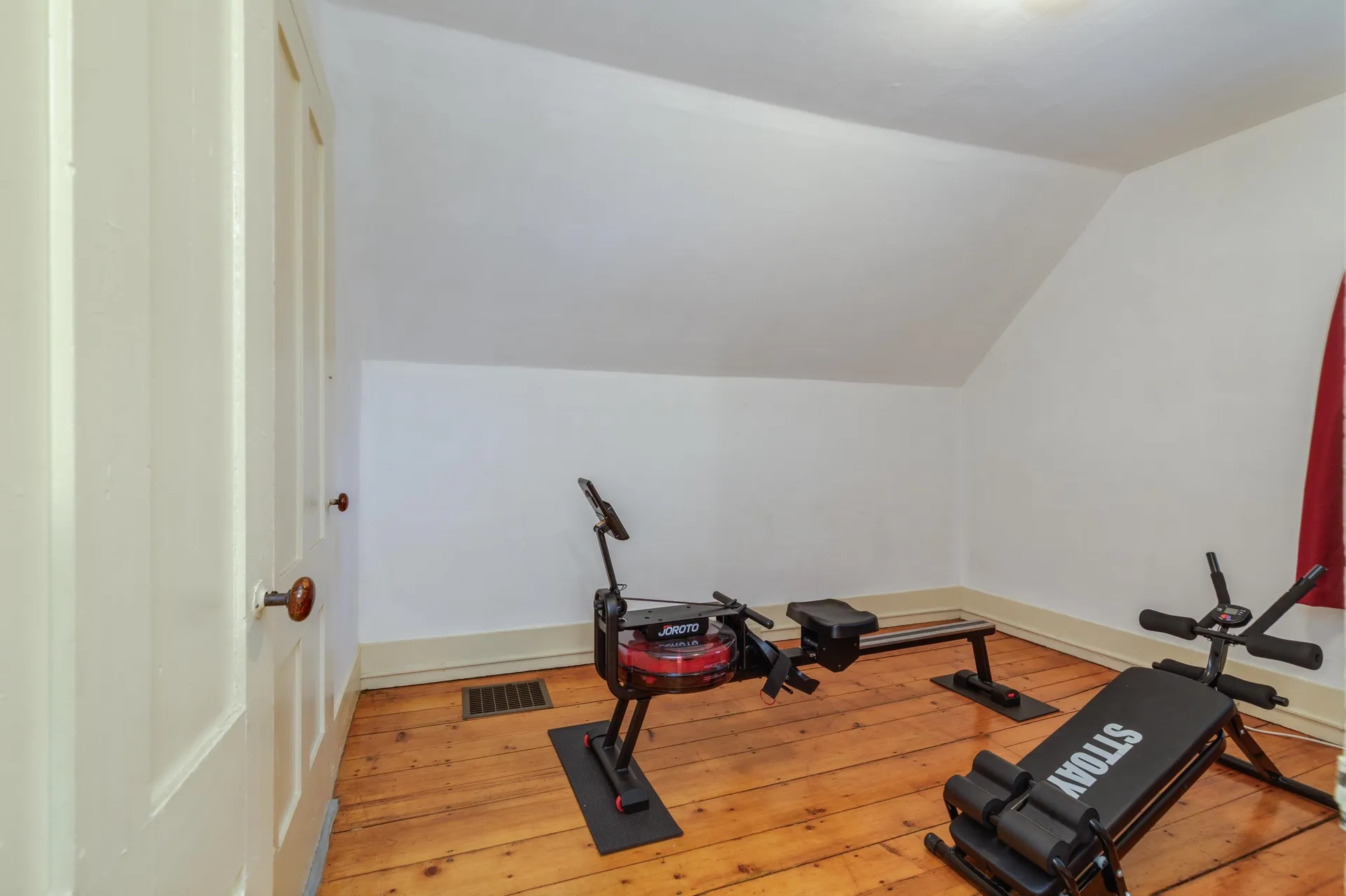 53 Butler Street Hillsborough NH 03244