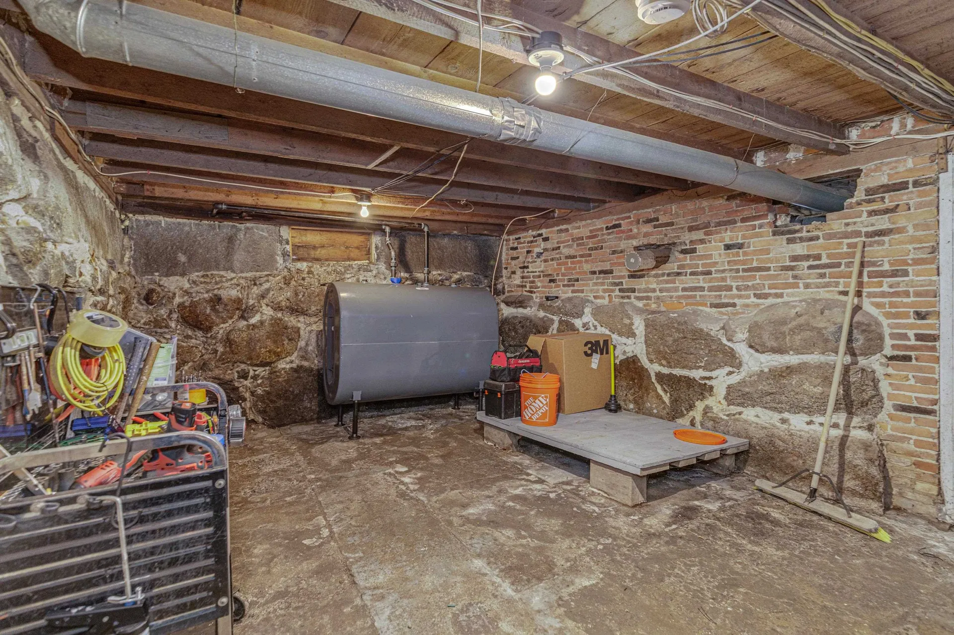 53 Butler Street Hillsborough NH 03244