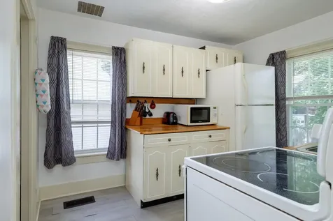 53 Butler Street Hillsborough NH 03244