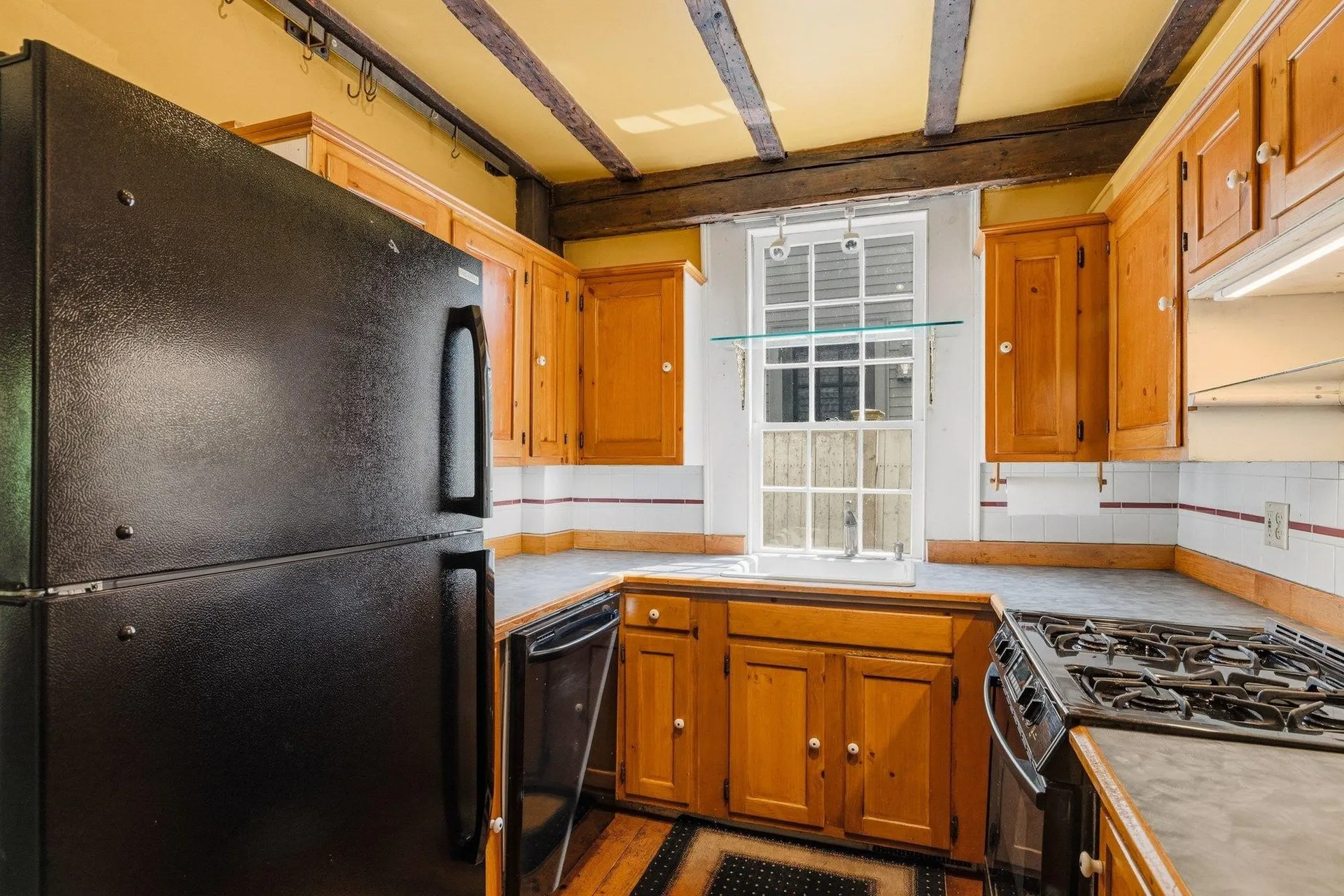 85 Gates Street Portsmouth NH 03801