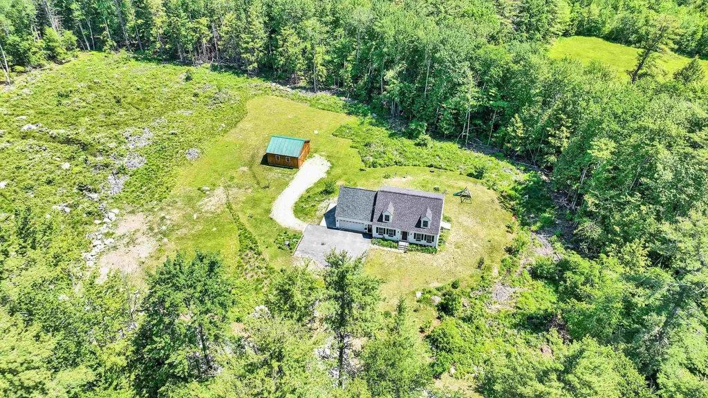 21 Burke Road Peterborough NH 03458