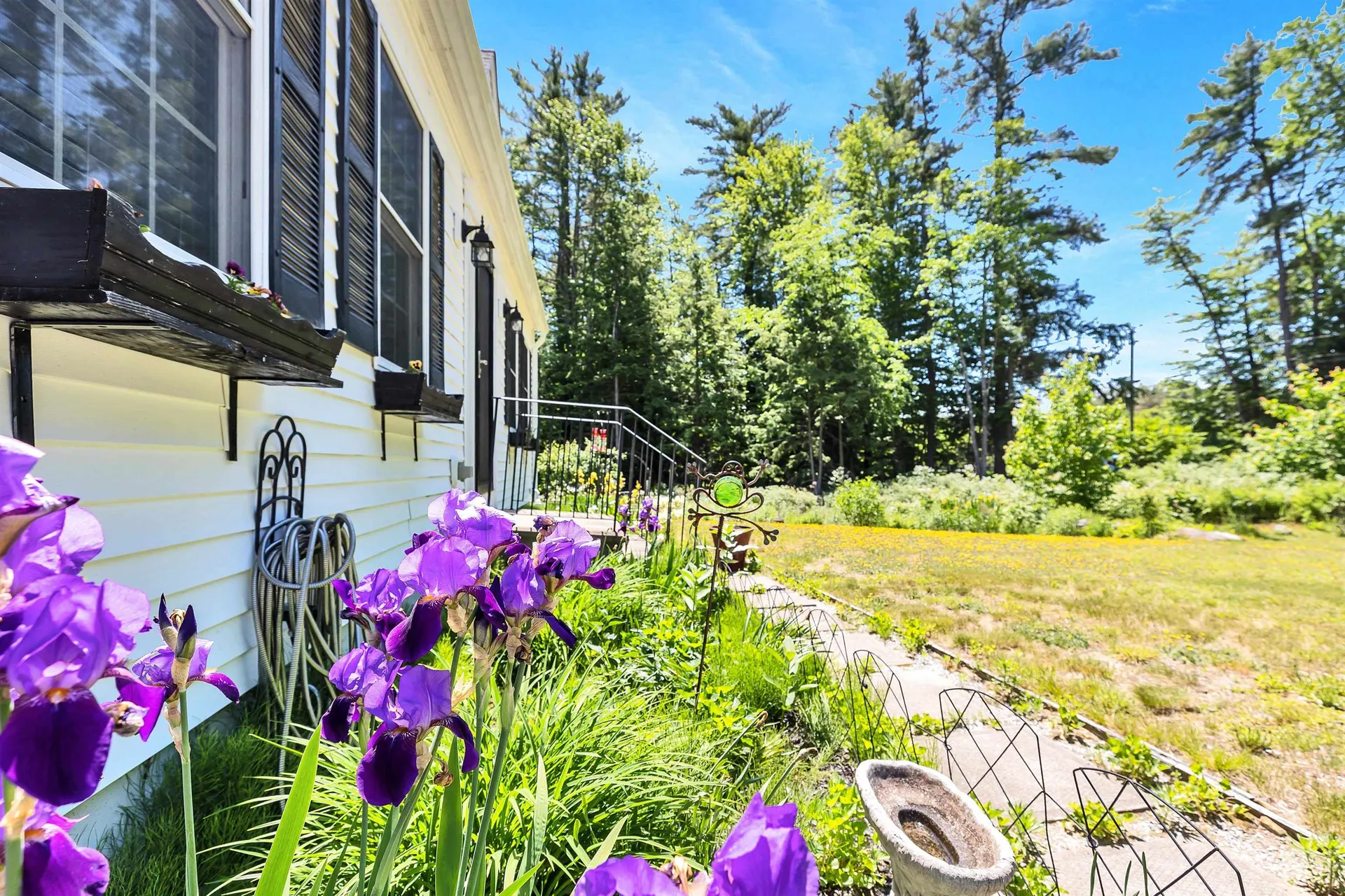 21 Burke Road Peterborough NH 03458