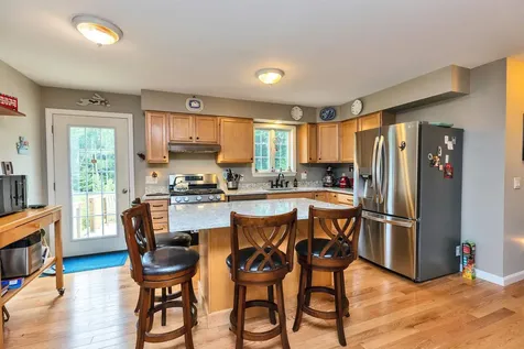 21 Burke Road Peterborough NH 03458