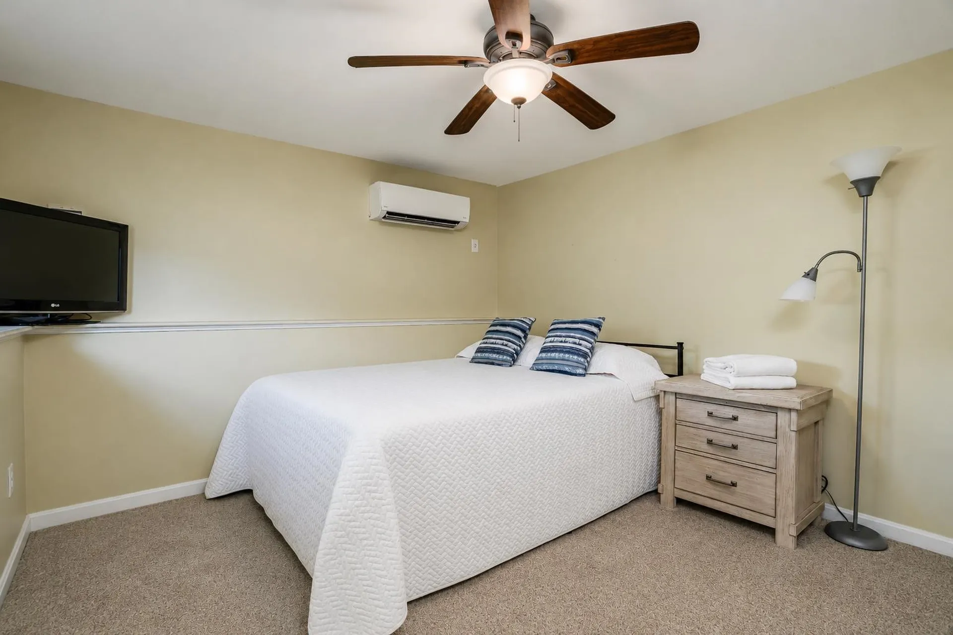 70 Derryfield Road Derry NH 03038