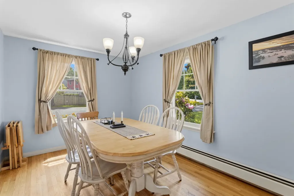 13 William Circle Stratham NH 03885