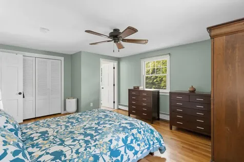 13 William Circle Stratham NH 03885