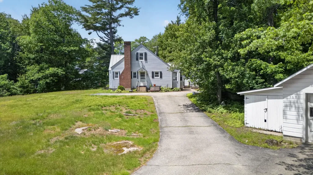 560 Sunapee Street Newport NH 03773