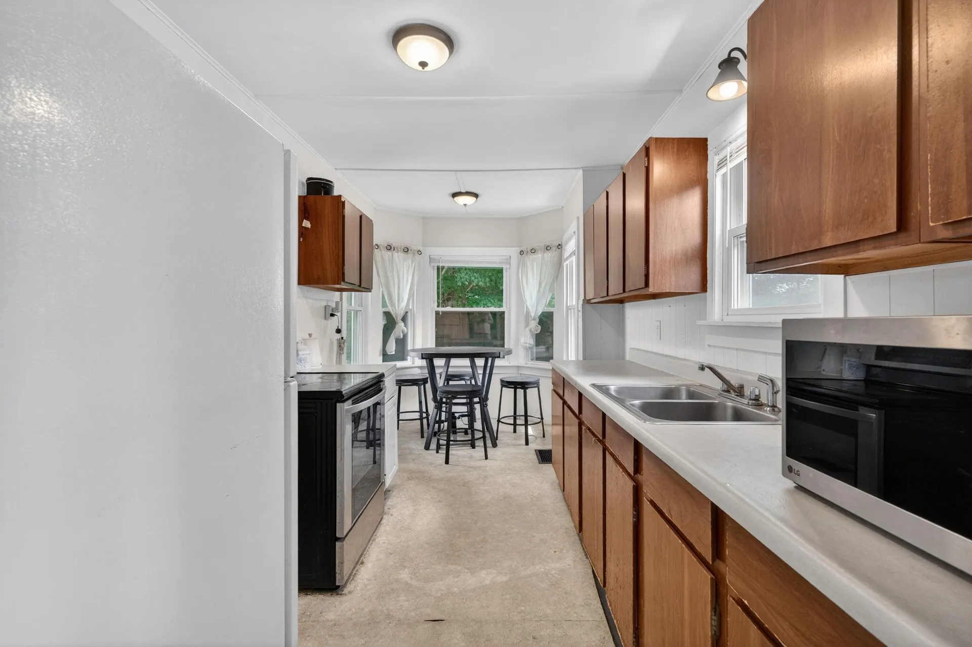 560 Sunapee Street Newport NH 03773