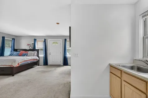 560 Sunapee Street Newport NH 03773