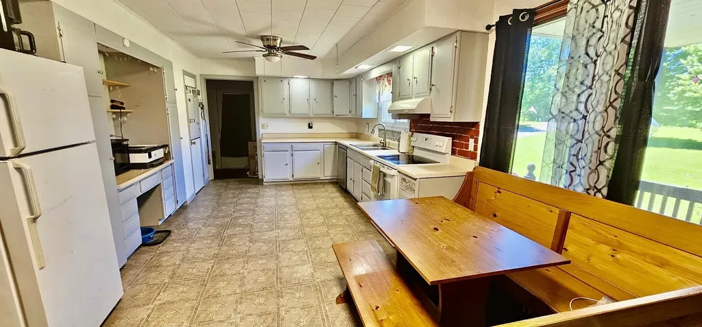 1745 Vt Route 100 Lowell VT 05847
