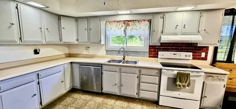 1745 Vt Route 100 Lowell VT 05847