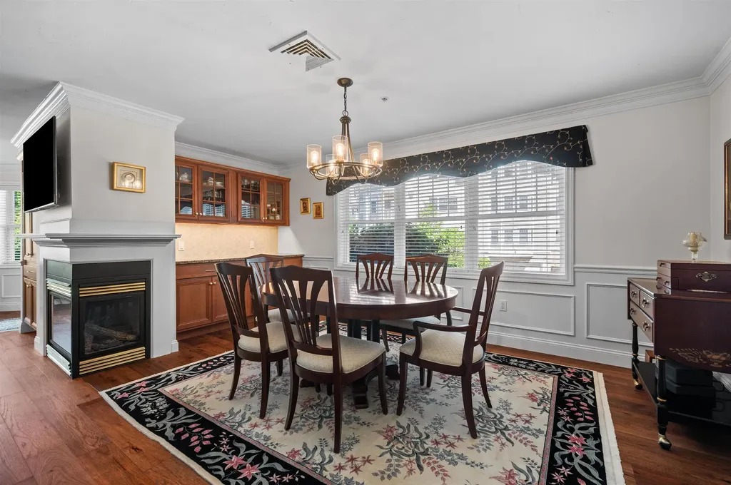4 Sterling Hill Lane Exeter NH 03833