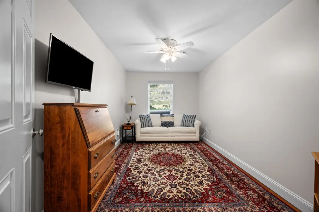 4 Sterling Hill Lane Exeter NH 03833