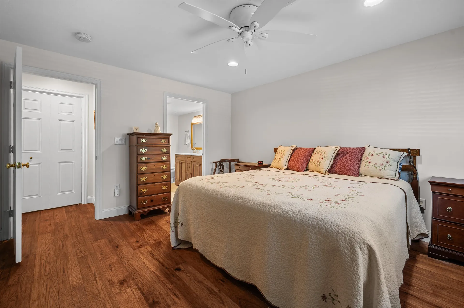 4 Sterling Hill Lane Exeter NH 03833