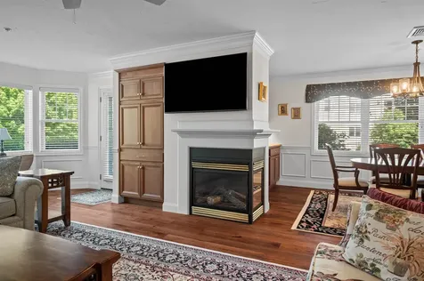4 Sterling Hill Lane Exeter NH 03833