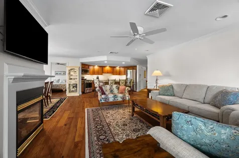 4 Sterling Hill Lane Exeter NH 03833