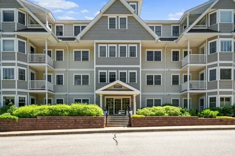 4 Sterling Hill Lane Exeter NH 03833