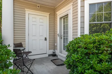 4 Sterling Hill Lane Exeter NH 03833